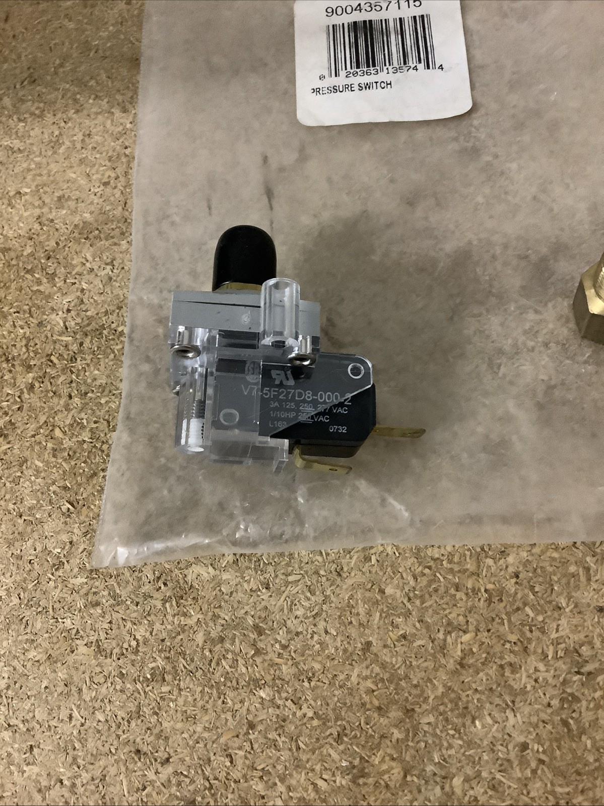 Pressure Switch 9004357115