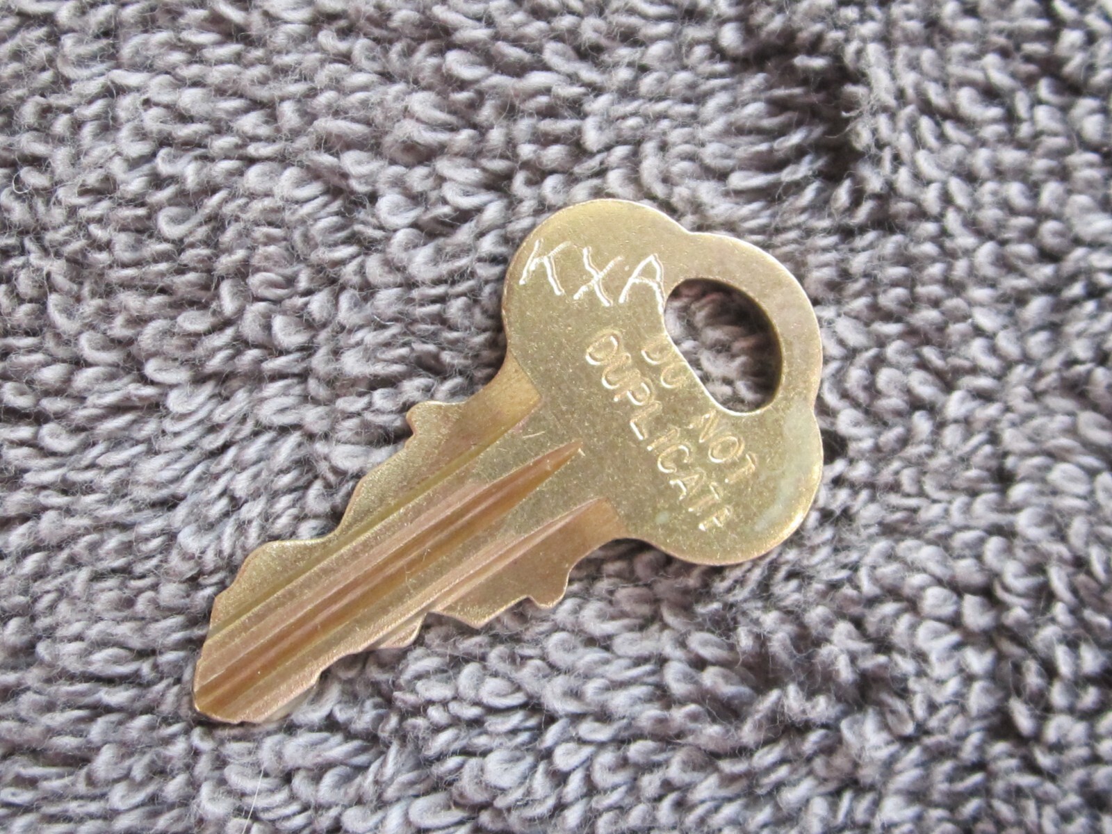 Top key for Parking meters with a lock that is stamped KXA. HARD TO FIND KEY!!!