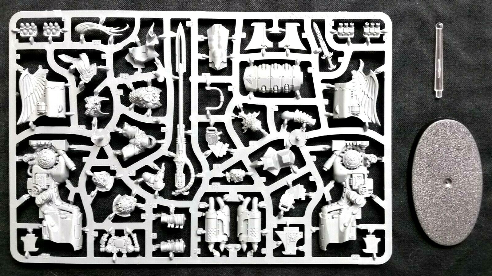 Vertus Praetor C Warhammer 40K Adeptus Custodes Shield Captain Adeptus