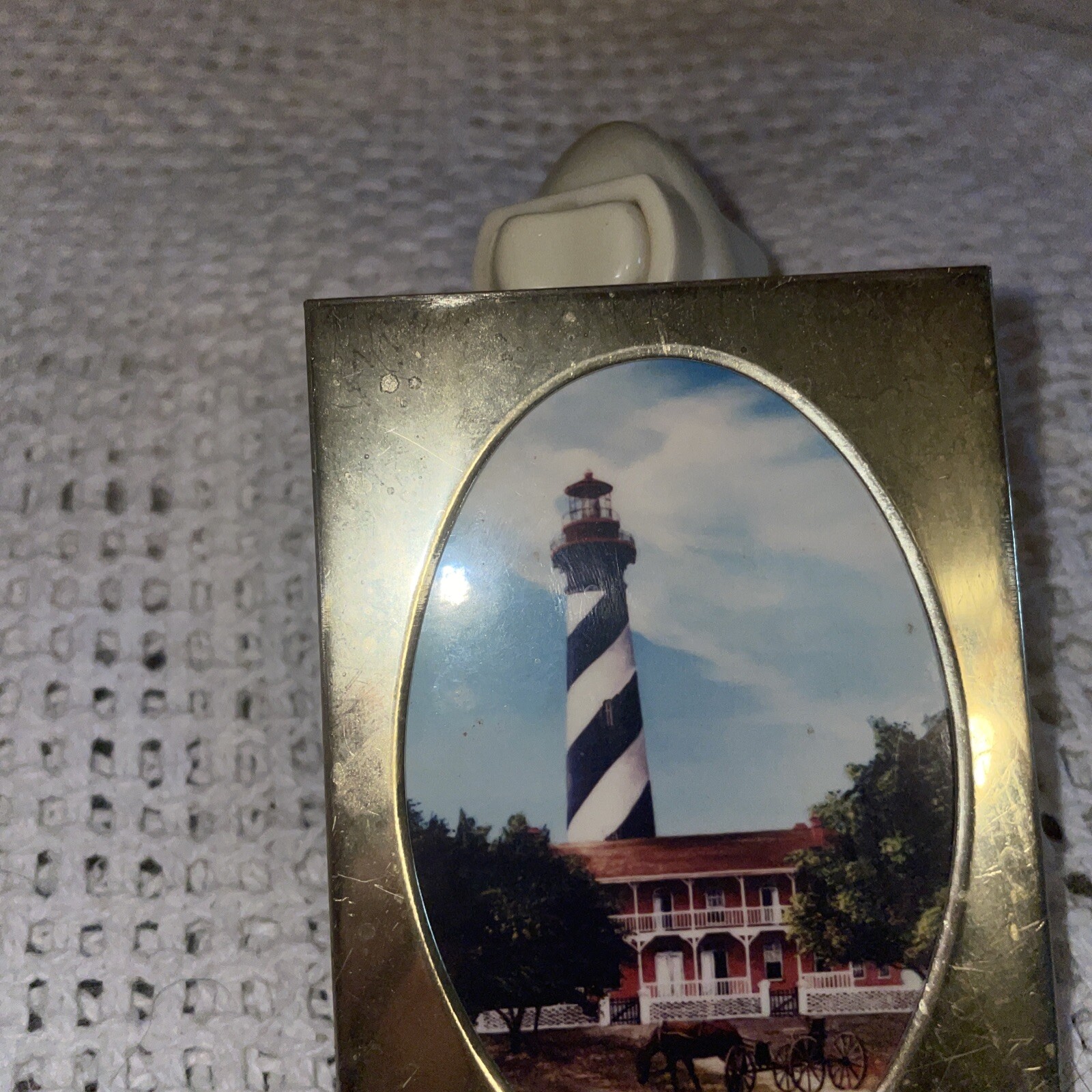 Vintage Nightlight With Lighthouse Scene In Frame Works