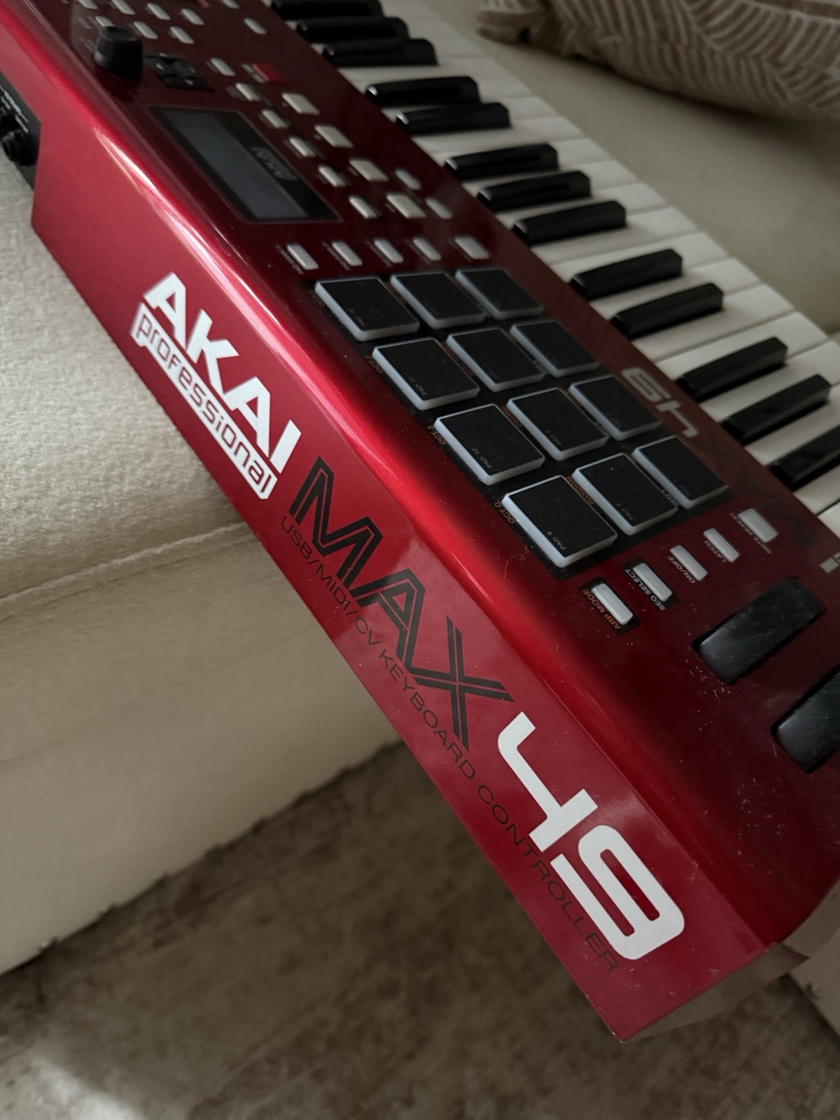 Akai Professional MAX49 USB/MIDI/CV Keyboard Controller with Touch Faders TESTED