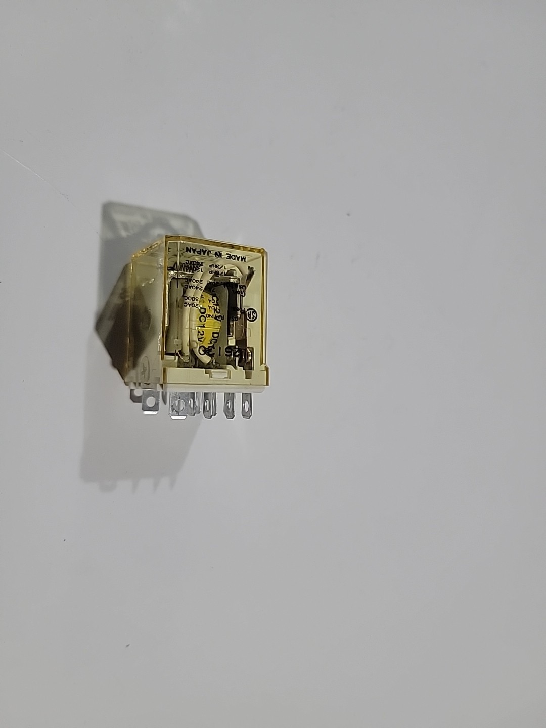 IDEC RH3B-UDC12V / RH3BUDC12V (BRAND NEW)