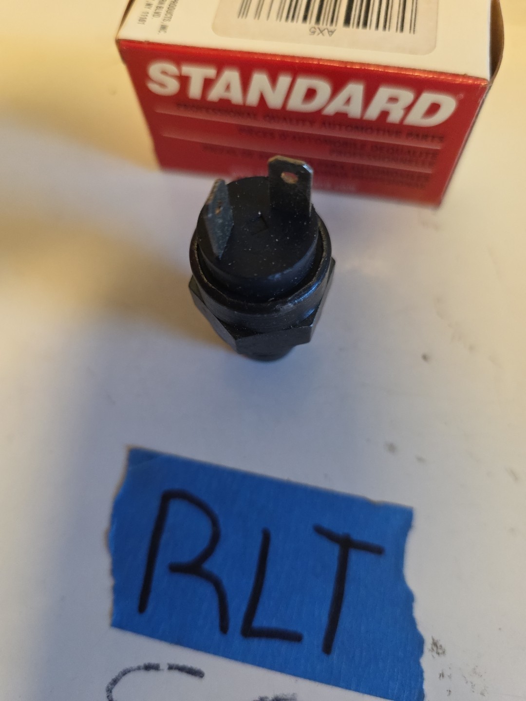 Coolant Temp Sensor Standard Motor Products AX5