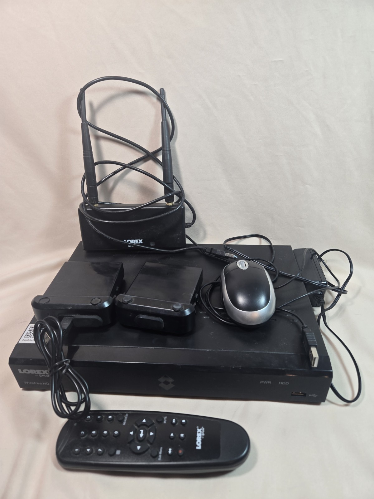 Lorex LHB906-D Wire-Free HD Security DVR w/ Remote & Mouse - No Cameras