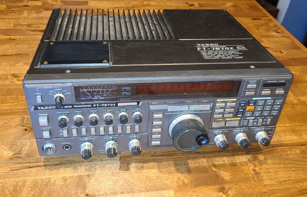 Yaesu FT-767GX All Mode Transceiver Parts Or Repair Ham Radio