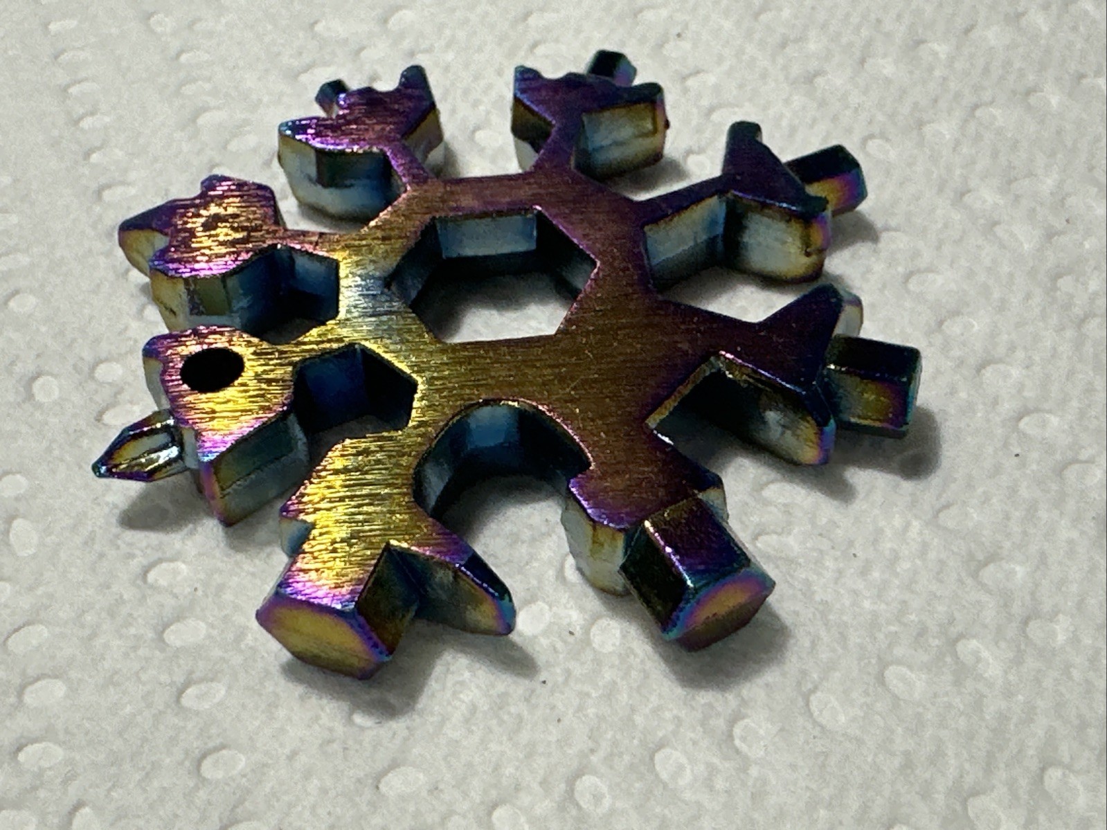 2x Snowflake Multi Tool metalic - stocking filler - fun gift