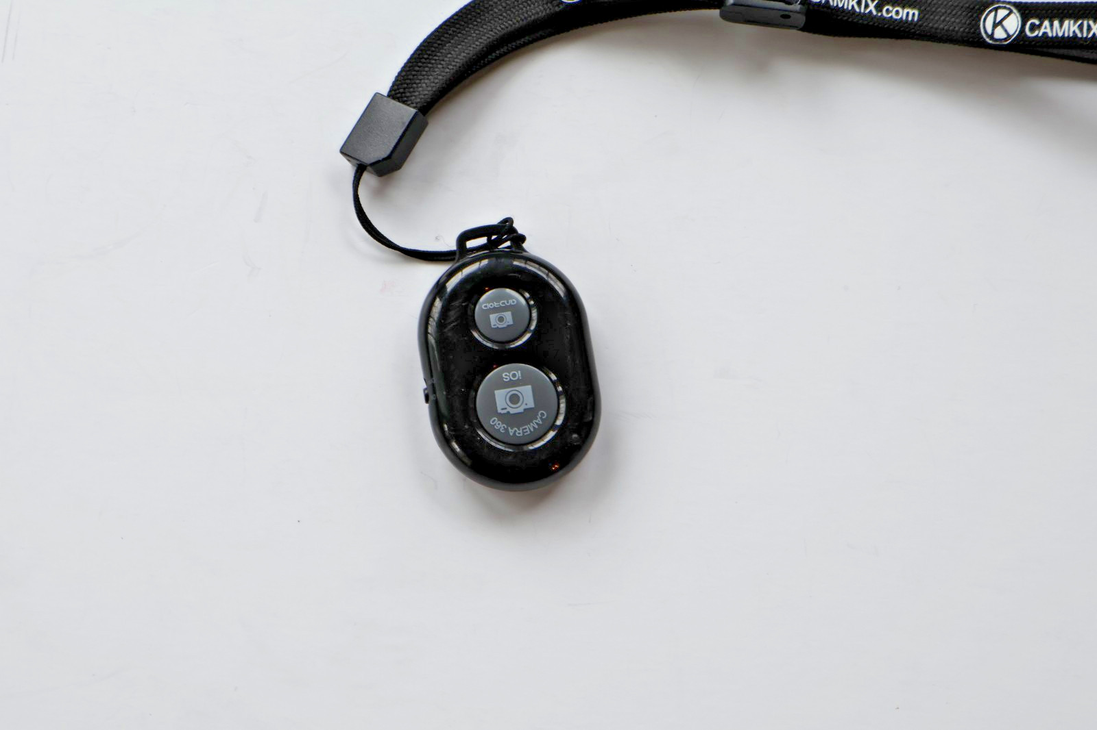 CamKix Bluetooth Camera Remote – Wireless Shutter for iOS & Android Smartphones