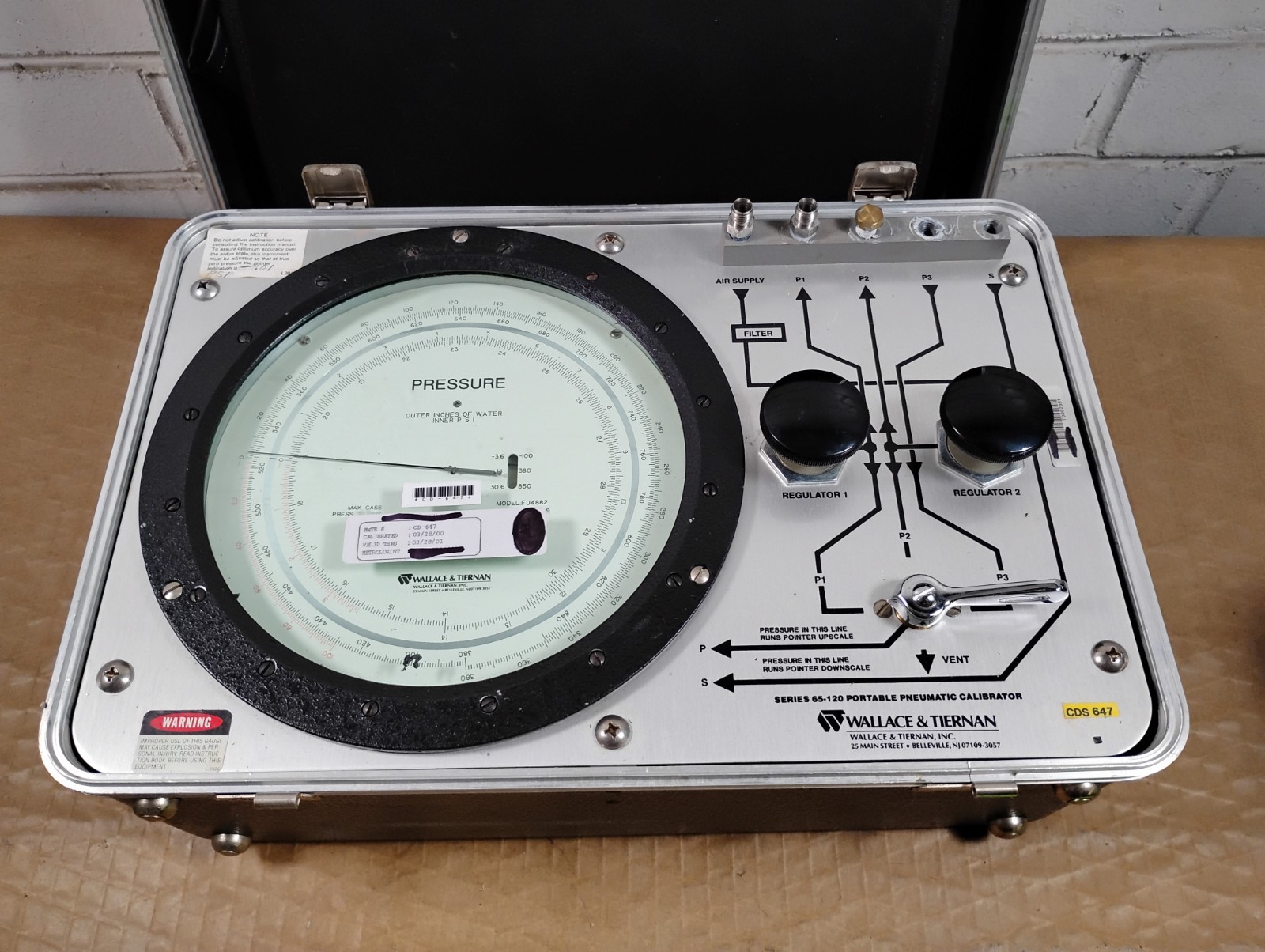 Wallace & Tiernan Series 65-120 Portable Pneumatic Calibrator - UNTESTED SURPLUS