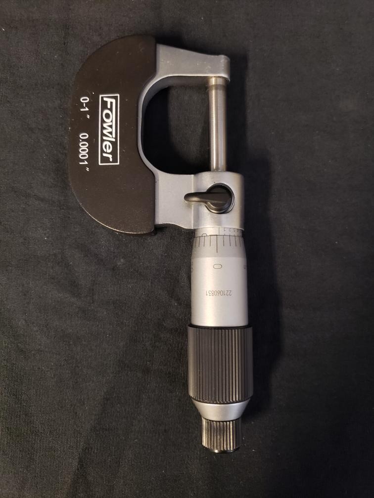 FOWLER DIAL CALIPER & MICROMETER SET (MISSING 6" RULER) (B26003039)