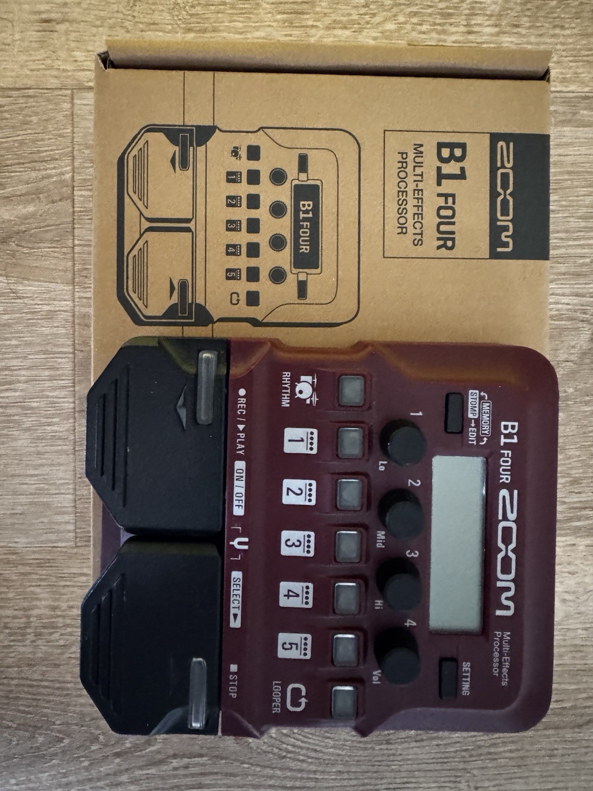 Zoom B1 FOUR Bass Multi-Effects Processor – Excellent – Box, Manual & Adapter