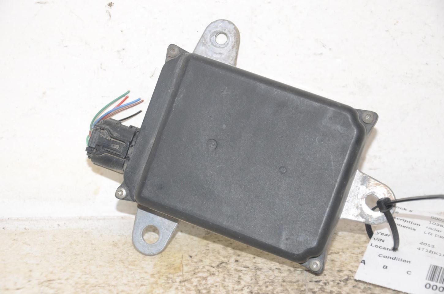 Camera/Projector Radar Unit Blind Spot Alert Fits 15-17 CAMRY 897375
