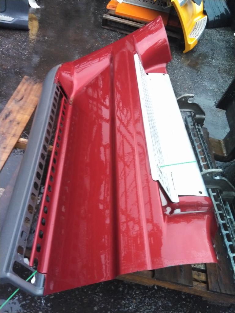 For 2012 FREIGHTLINER CASCADIA 113 SIDE FAIRING Right ,  WA