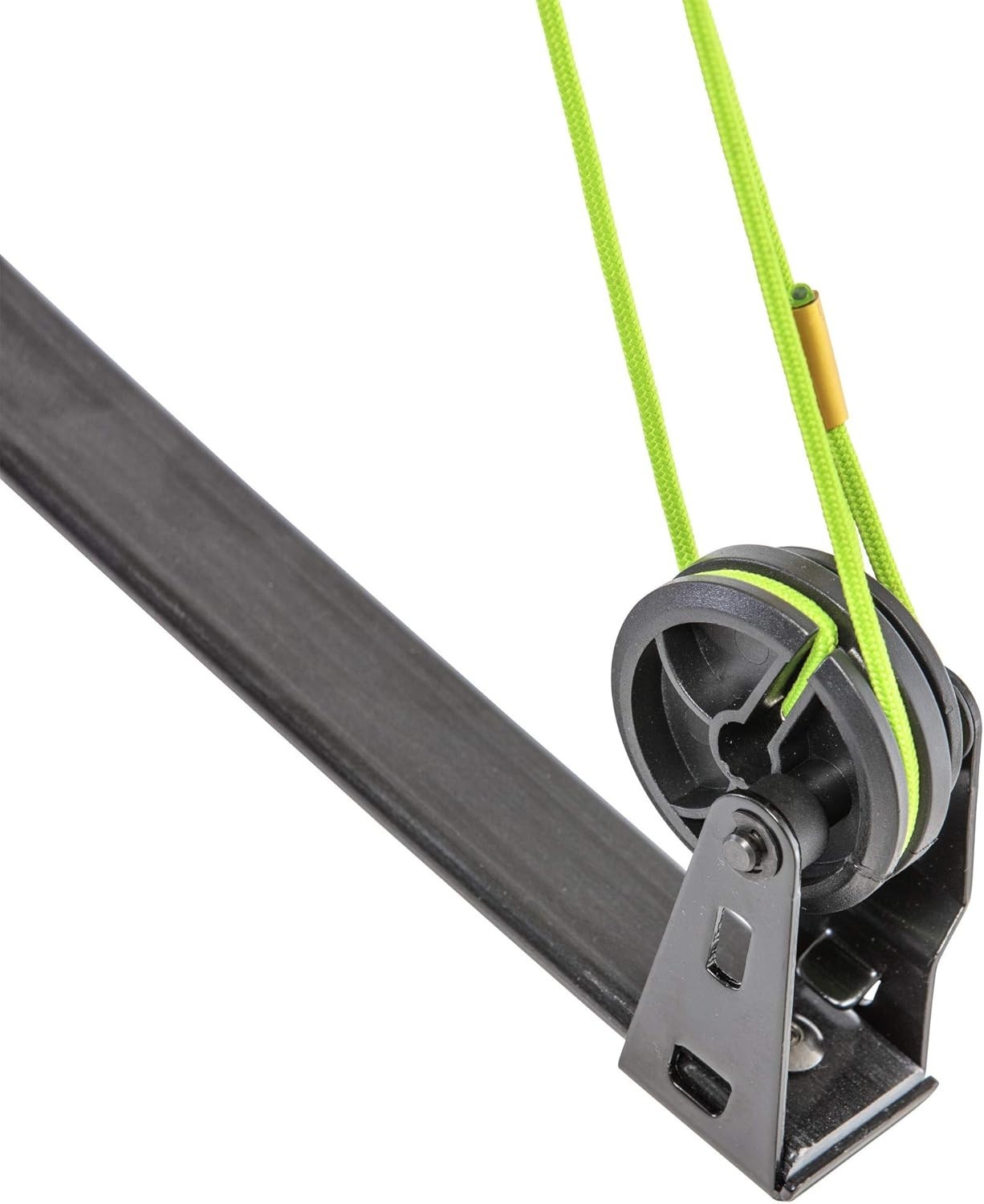 Beginner-Friendly Apprentice Archery Set: 24-inch Draw Length for Young Archers