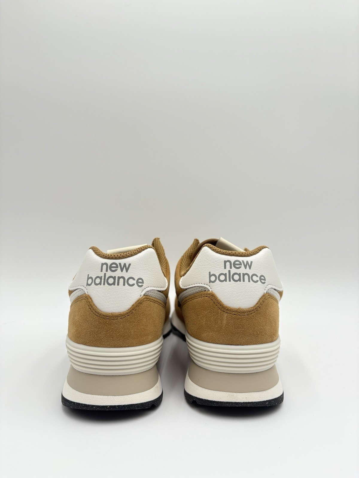 New Balance Men's 574 Classics Multiple Sizes Brown/White |U574WCE|