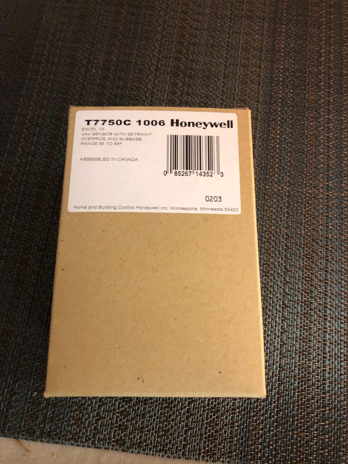 Honeywell T7750C1006 VAV sensor NEW!