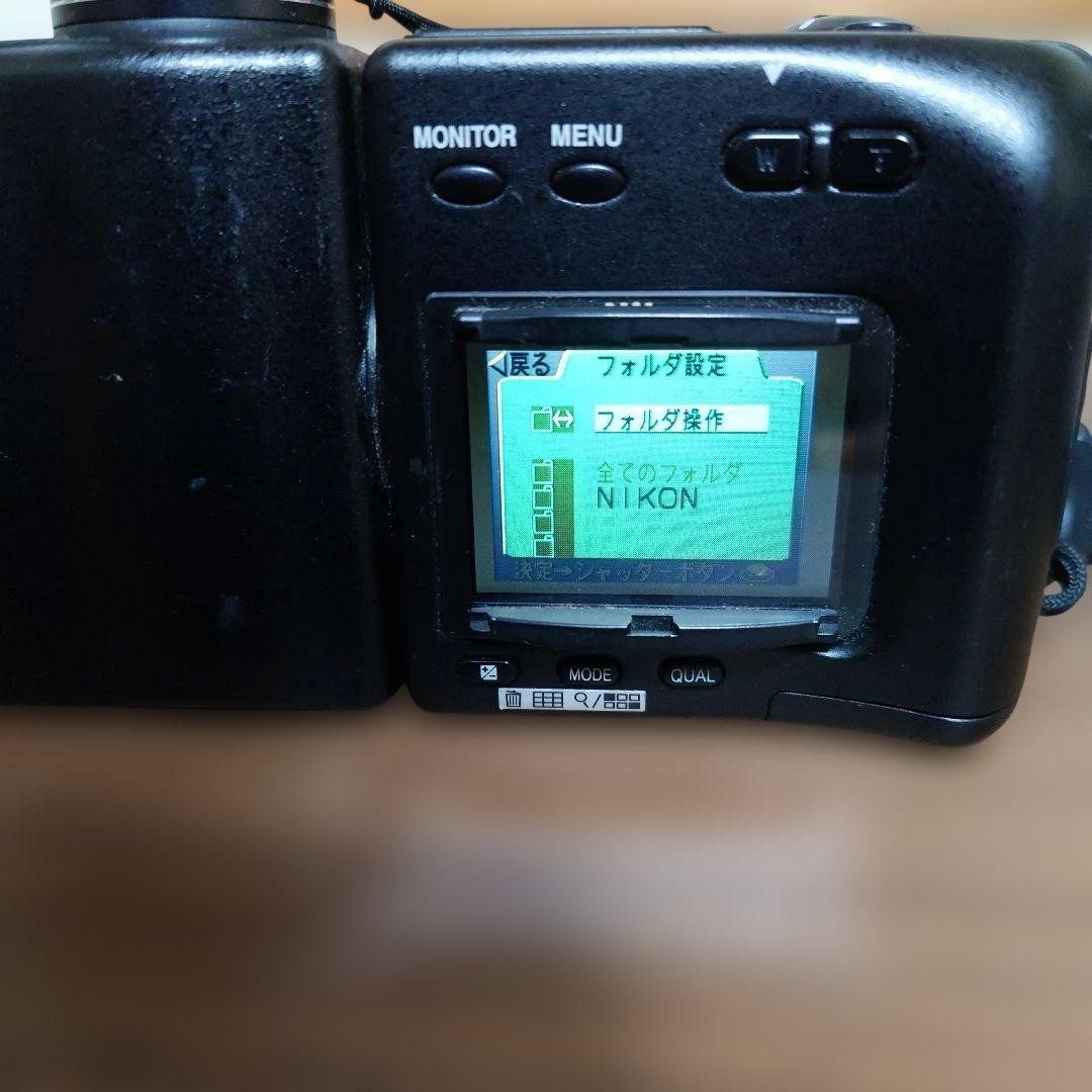 Nikon COOLPIX 950 Digital Camera Console