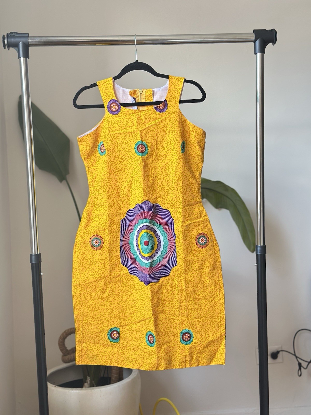 Yellow African Print Sleeveless Dress with Circular Pattern for Women