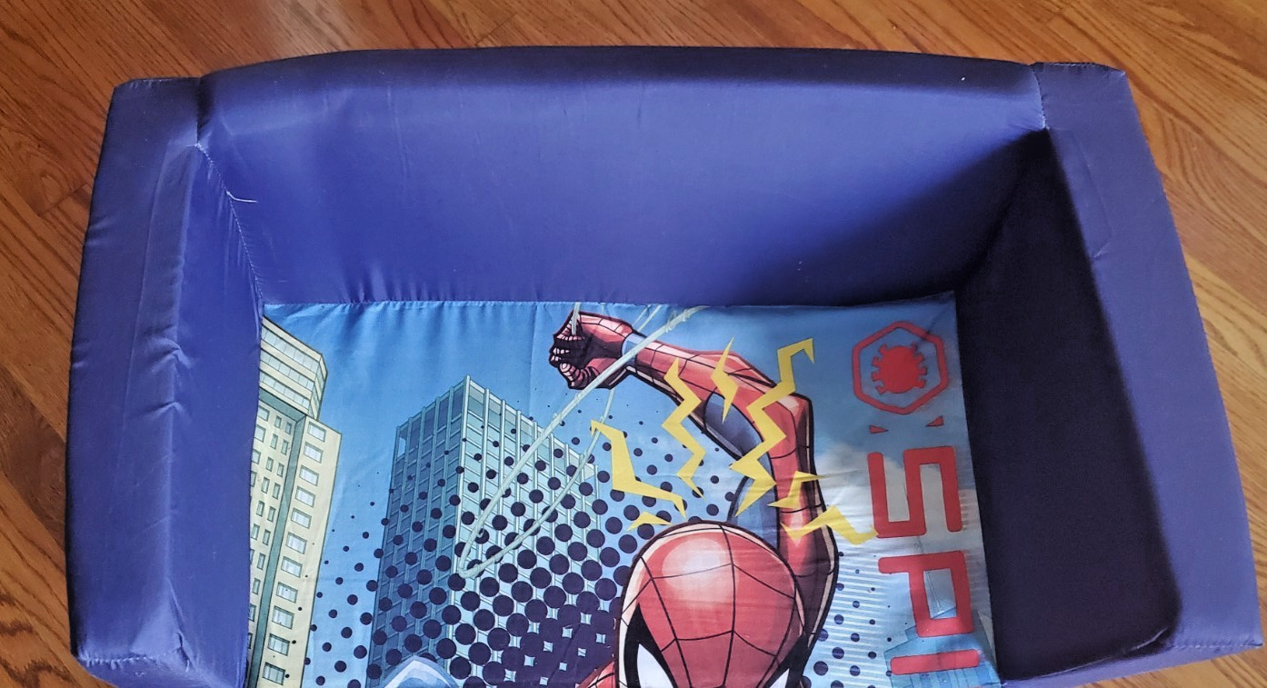 Spider-Man 2-in-1 Flip-Out Kids Sofa by Delta Children – EUC