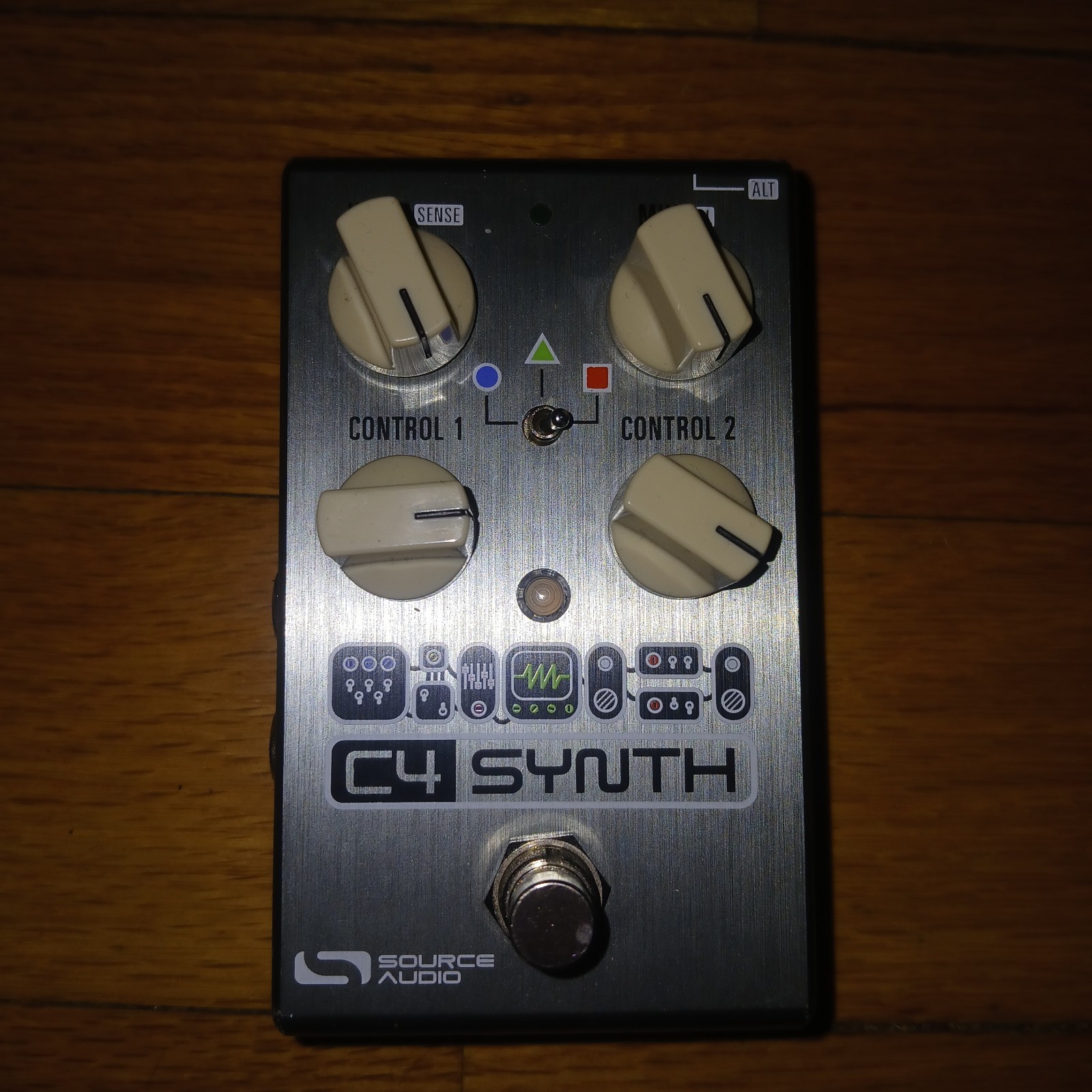 Used Source Audio SA249 C4 Synthesizer Guitar/Bass Effects Pedal