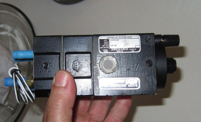 PIPER OUTFLOW VALVE CONTROLLER P/N 130374-24 SERIES 1 ALT # 598-580