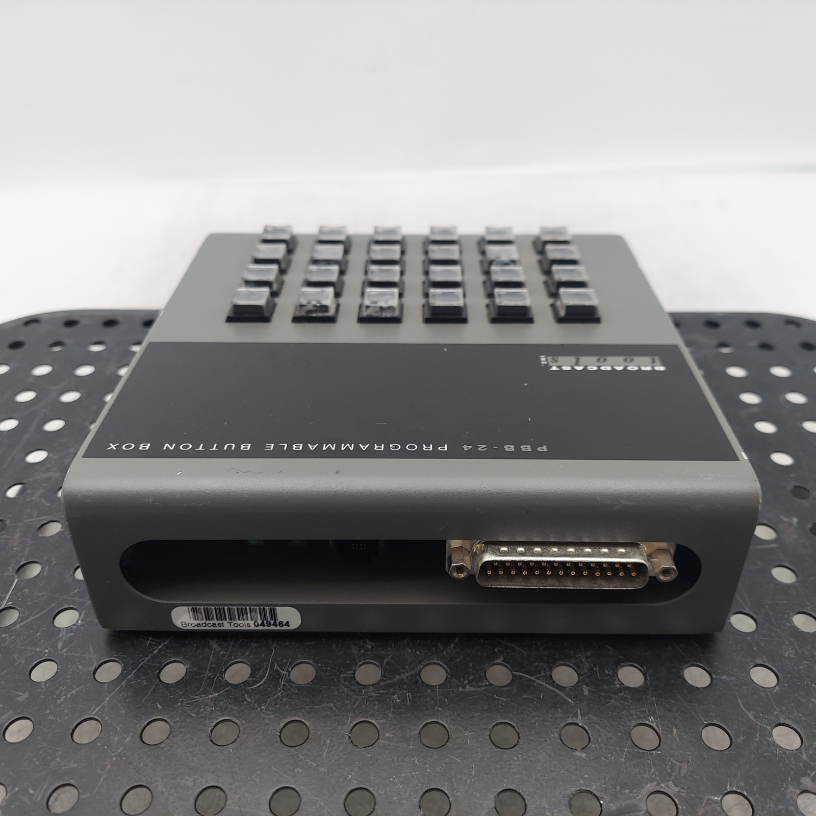 Broadcast Tools INC. PBB-24 Programmable Button Box