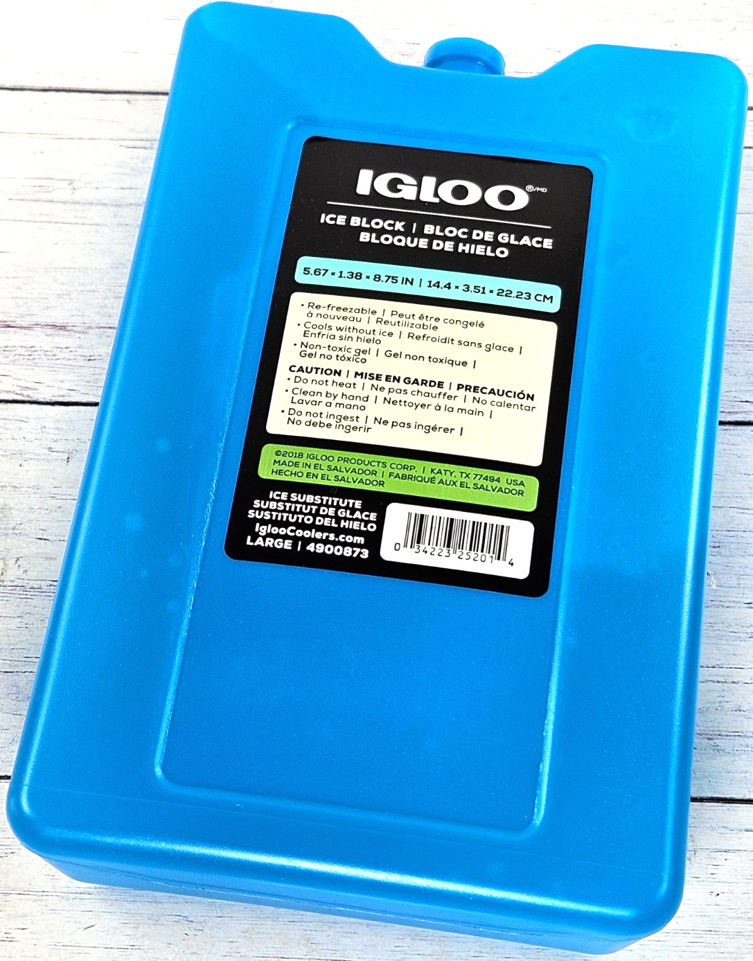 Igloo Large Maxcold Ice Block, Reusable Ice Pack for Coolers, Freezer...