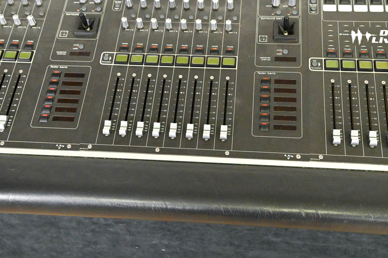 DiGiCo D1 Live Digital Mixing Console CG01MLK