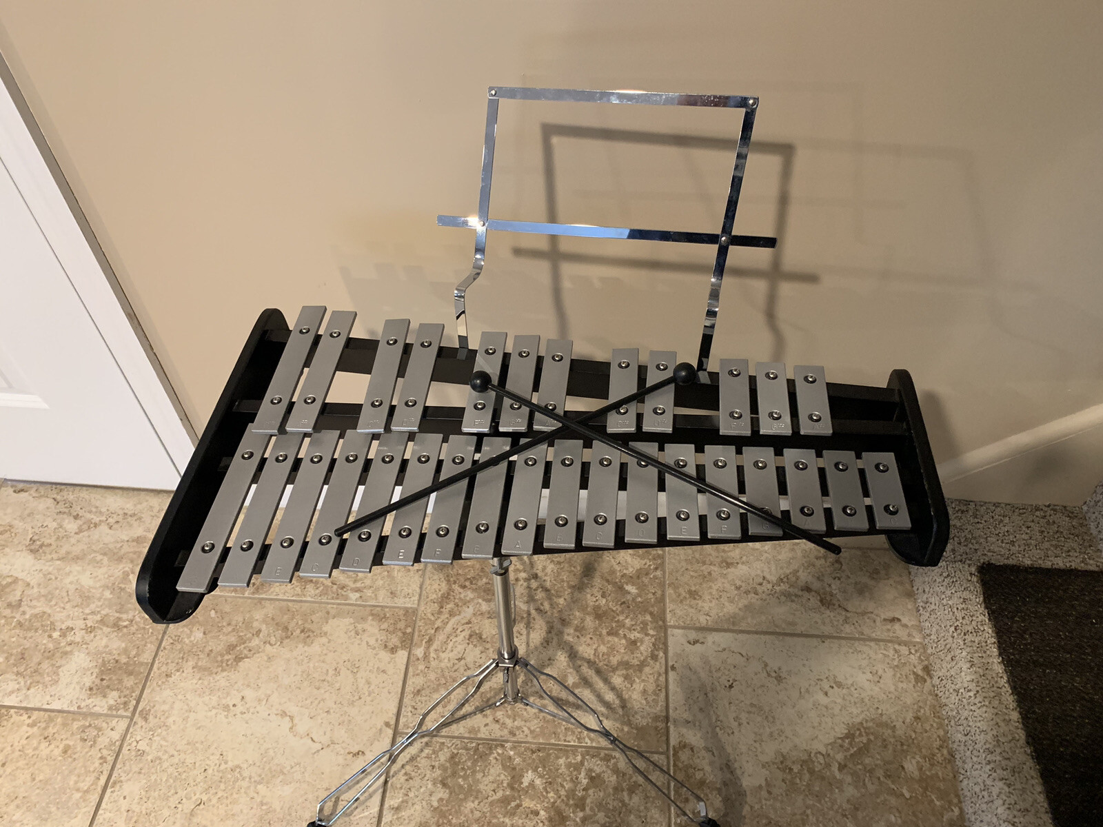 groove percussion BK30 Student 30-Bell Xylophone Outfit