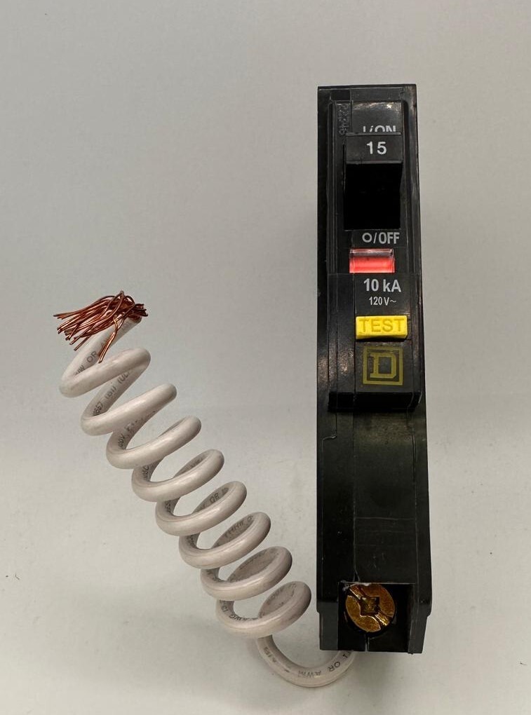 USED Square D QO115GFI 15 Amp 1 Pole 120V Ground Fault Circuit Breaker