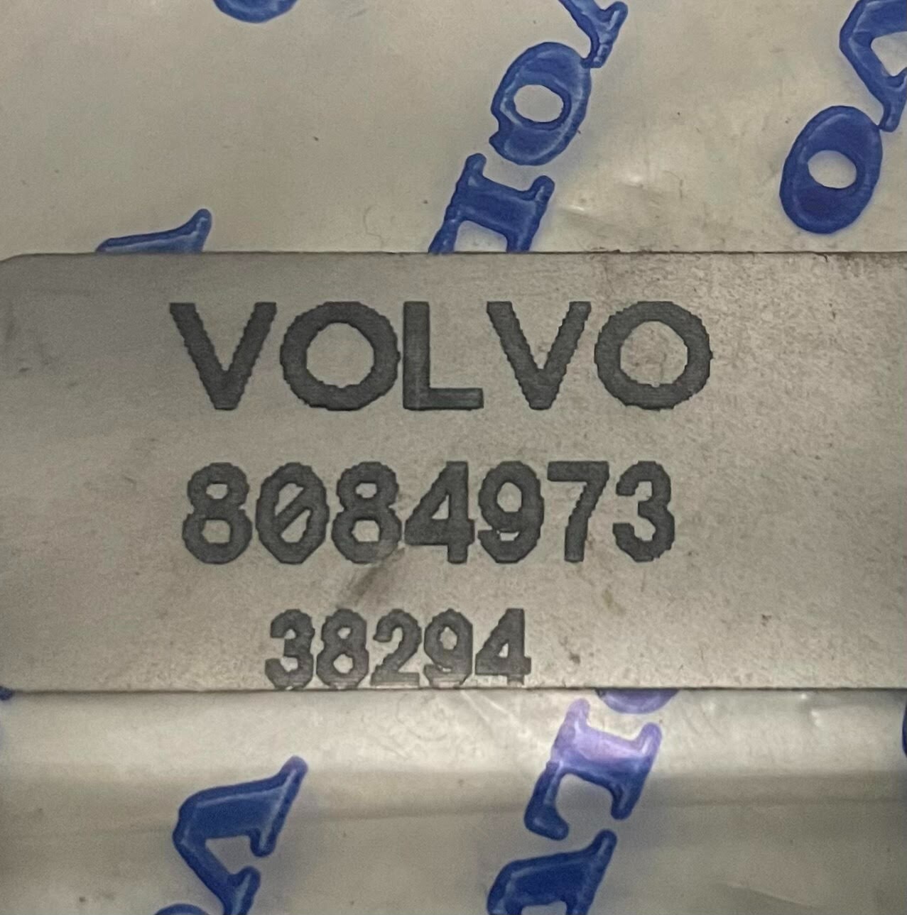 8084973 Genuine Volvo HORN OEM - NEW