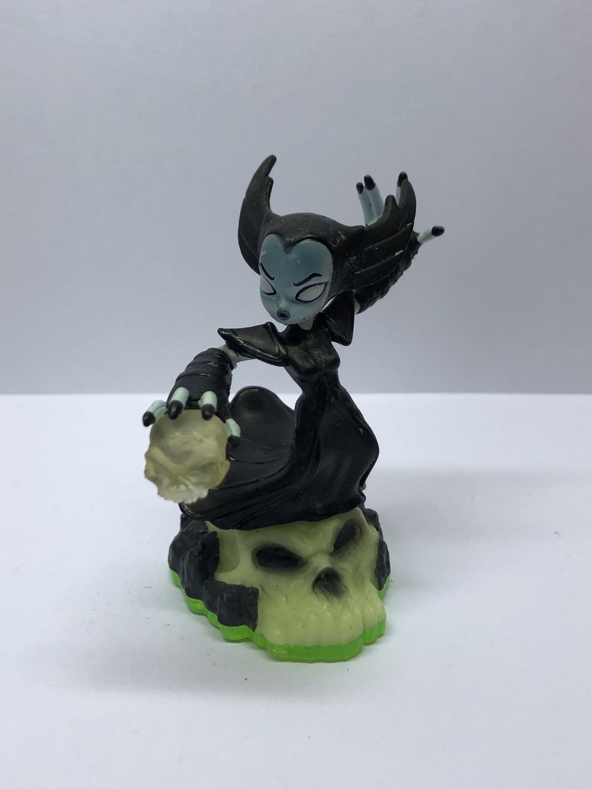 Skylanders Spyro's Adventure Hex Figure Undead Element 83994888 Series 1