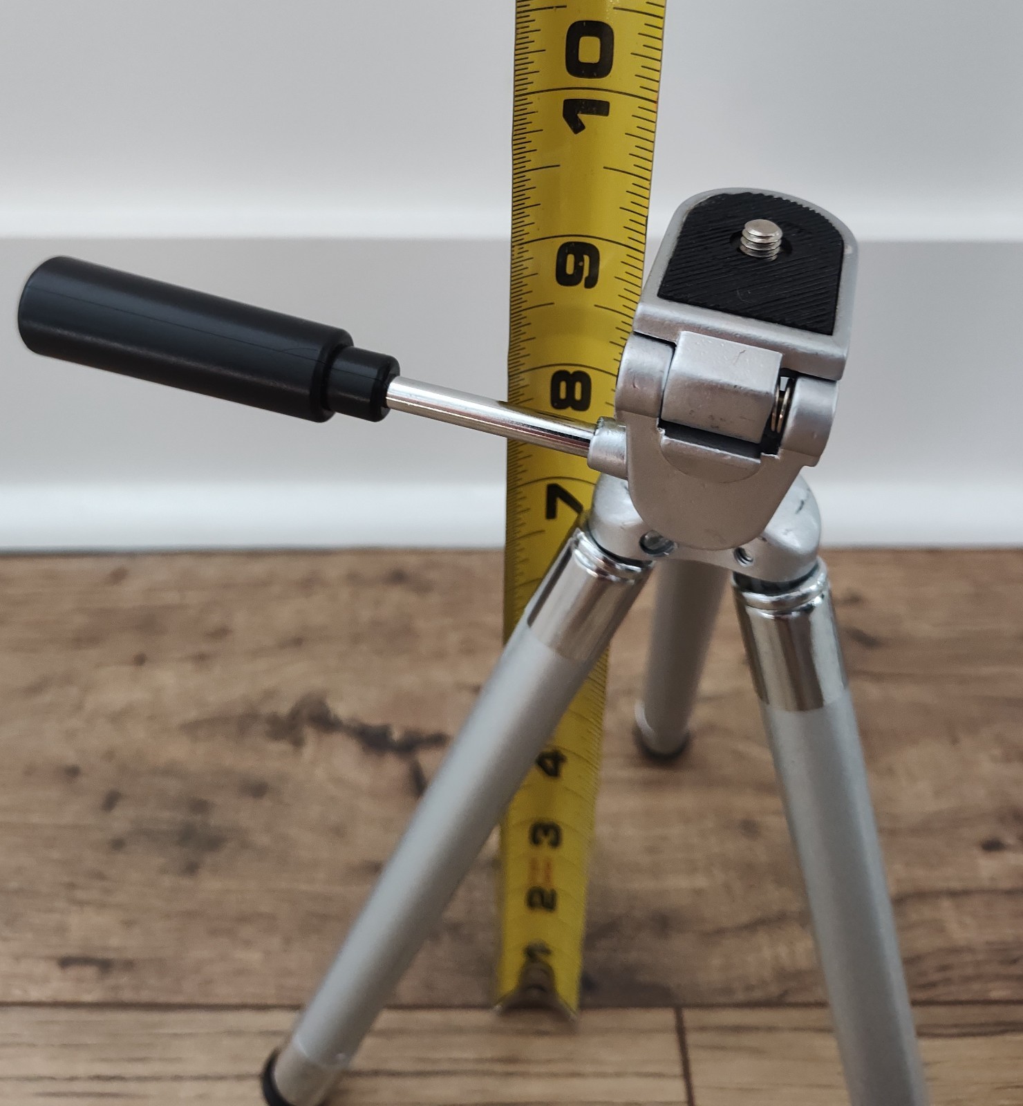 Hakuba Compact Tripod - 8 Section, up to 41"