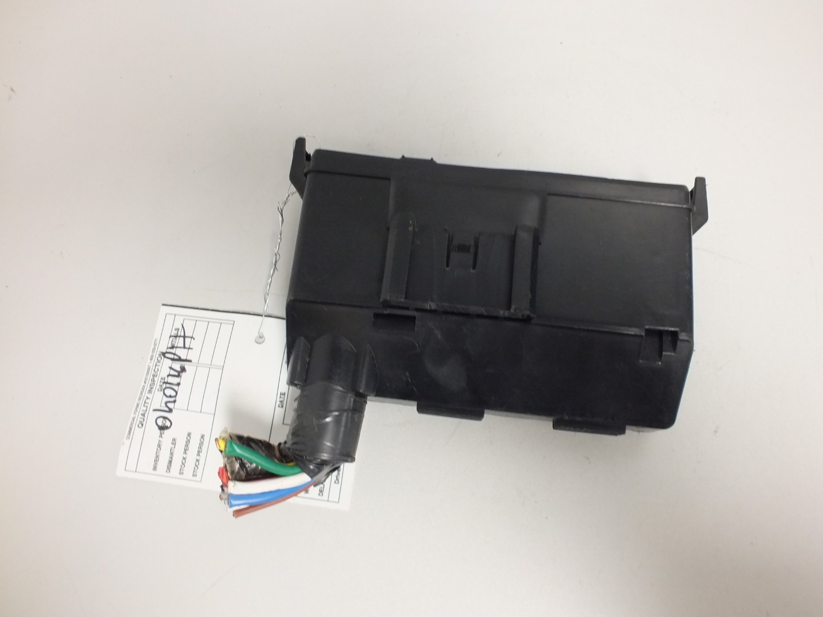 11 12 13 2011 2012 2013 INFINITI M37 ENGINE COMPARTMENT FUSE BOX #990F
