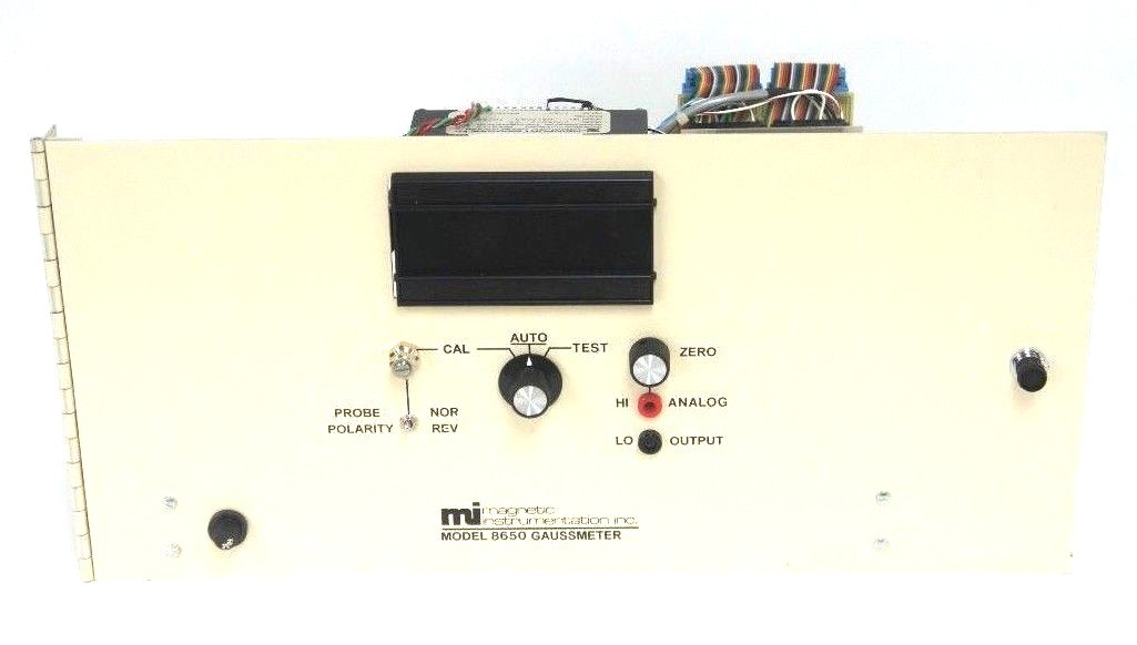 MAGNETIC INSTRUMENTATION INC. MODEL 8650 GAUSSMETER CHASSIS 115V, 1/2 AMP
