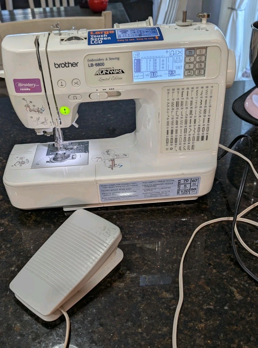 Brother # LB-6800 Project Runway Computerized Sewing / Embroidery Machine