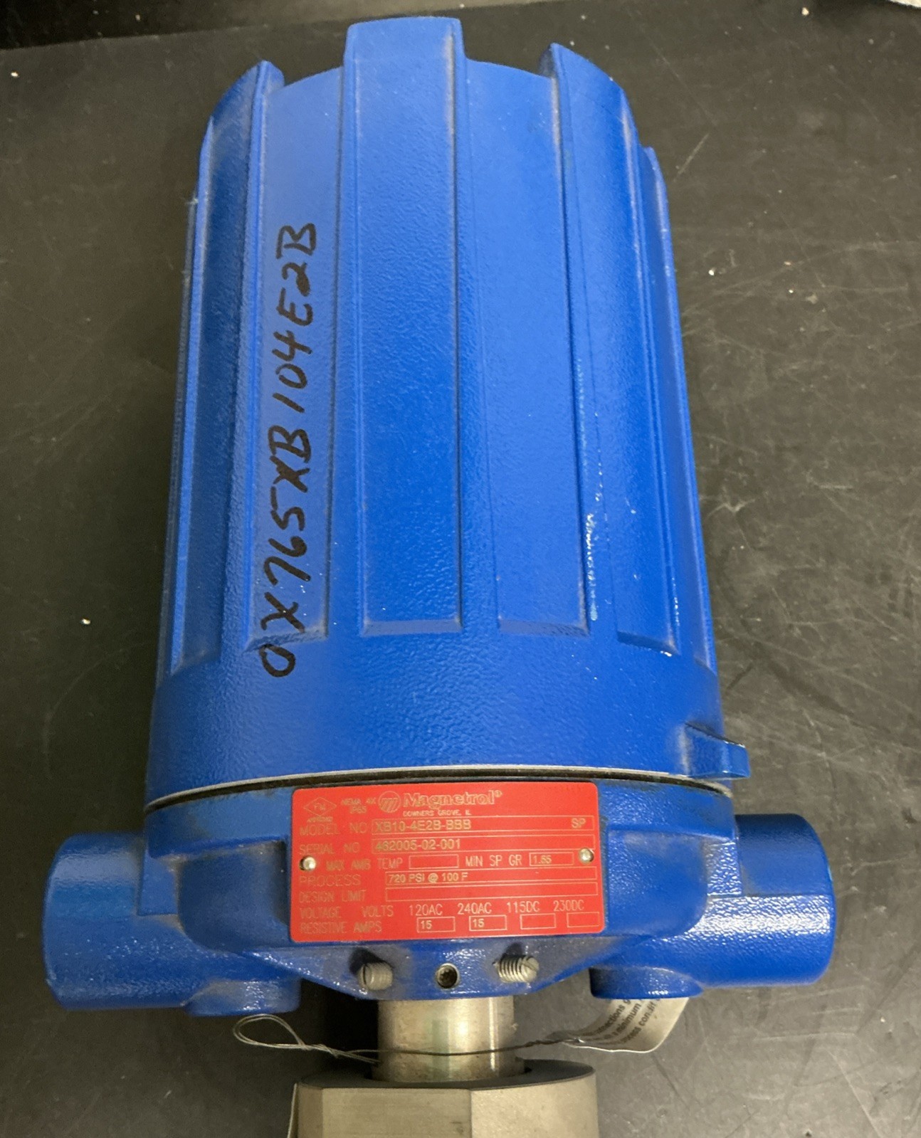 Magnetrol Displacement Switch XB10-4E2B-BBB