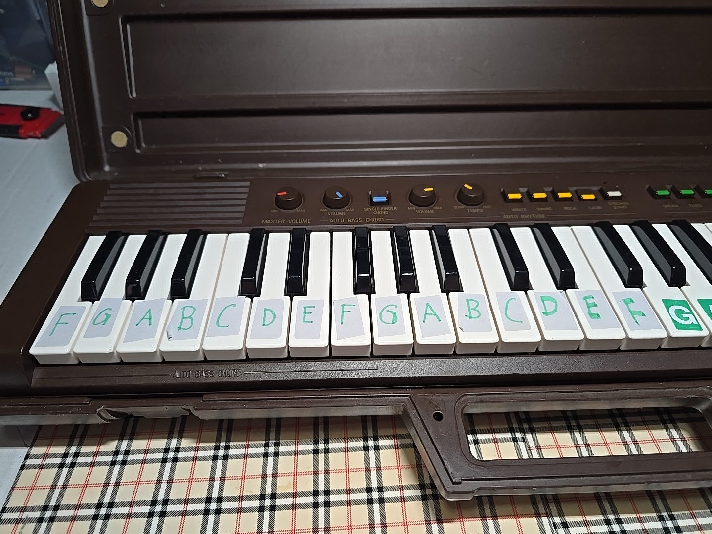 Yamaha PortaSound Keyboard PS-3 w/Case