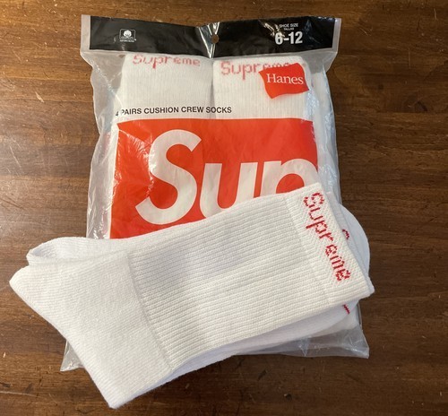 Supreme x Hanes White Crew Socks 4 Pack (8 Pairs) Cushioned Size 6–12 Streetwear