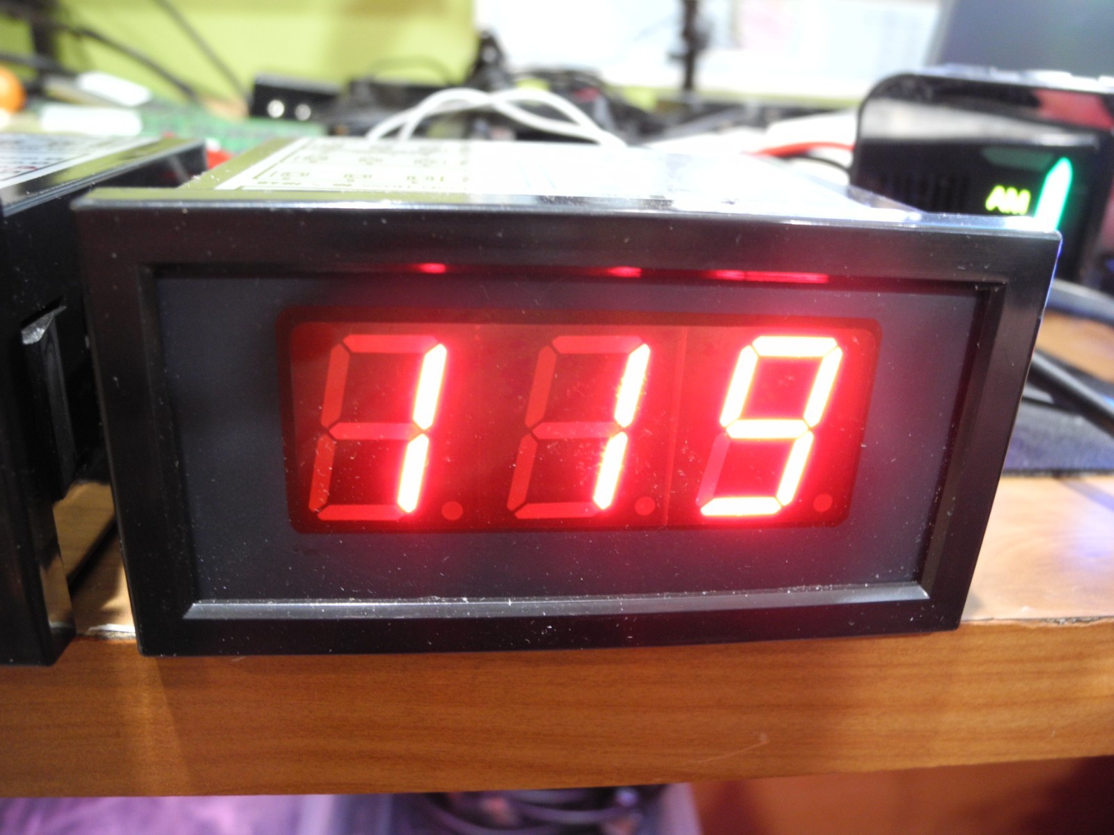 D1 International UP-416ACV Digital Voltmeter 0-500V AC (USA Seller!)