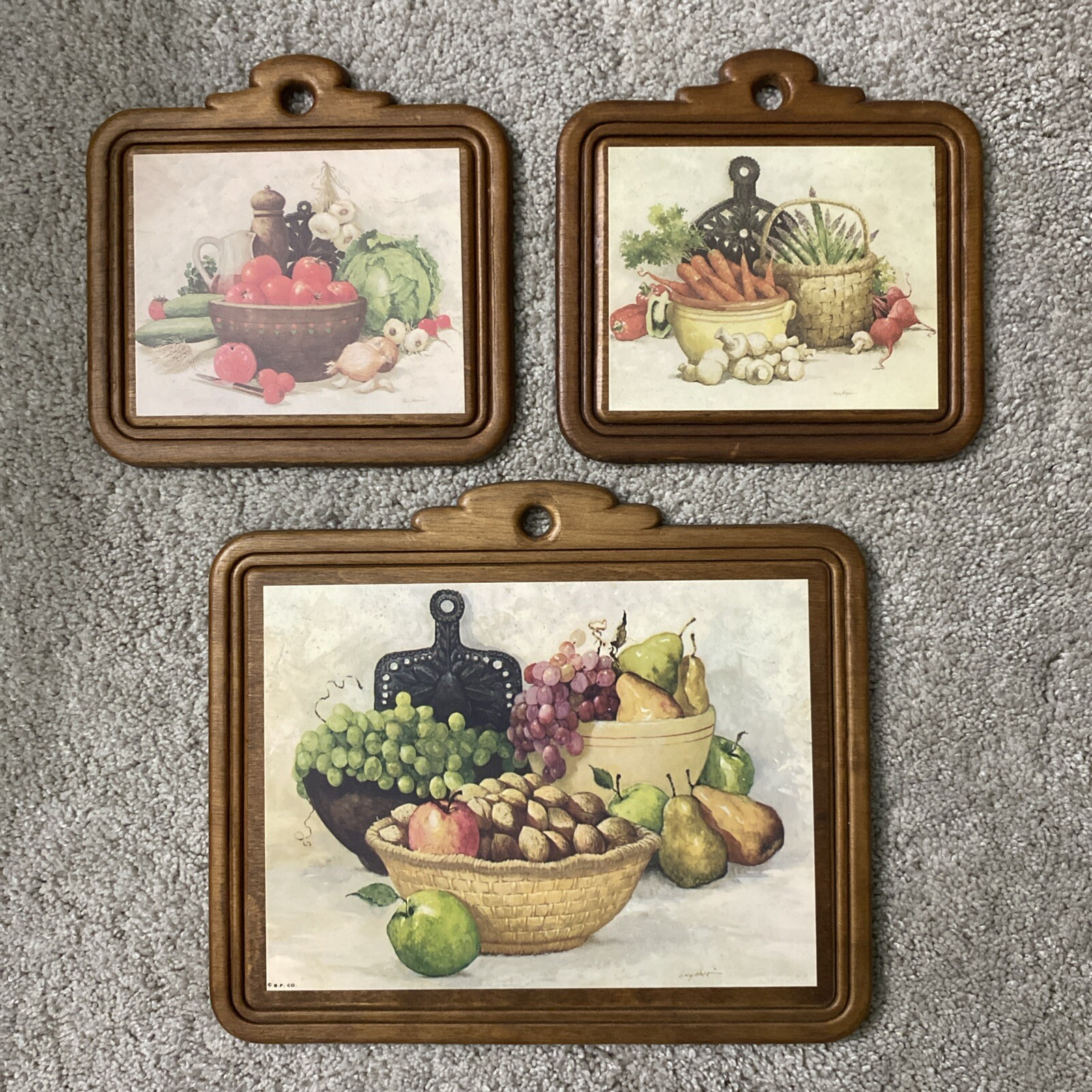 Lot of 3 Vintage Wooden Fruit Vegetable Plaques Home Decor #586, 578, 6"-9"