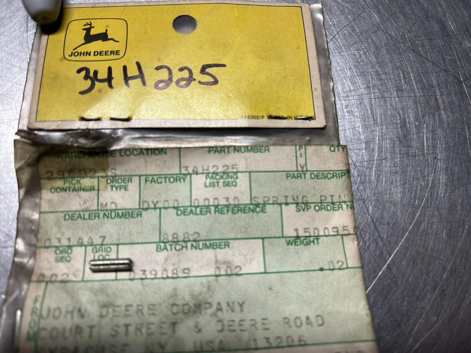 34H225  GENUINE OEM John Deere  SPRING PIN  3/32 x 3/8  QTY of 3 Pins
