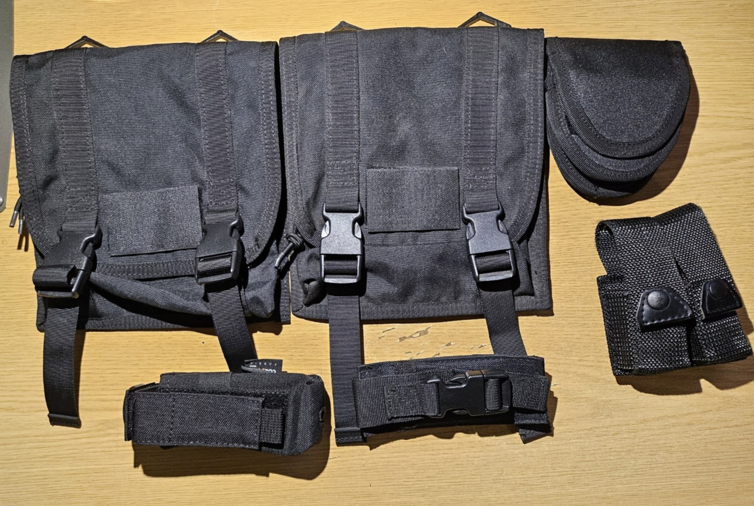 Various Duty Belt Accessories. Mag, Cuff & Pouches. See Desc. Free Shipping.