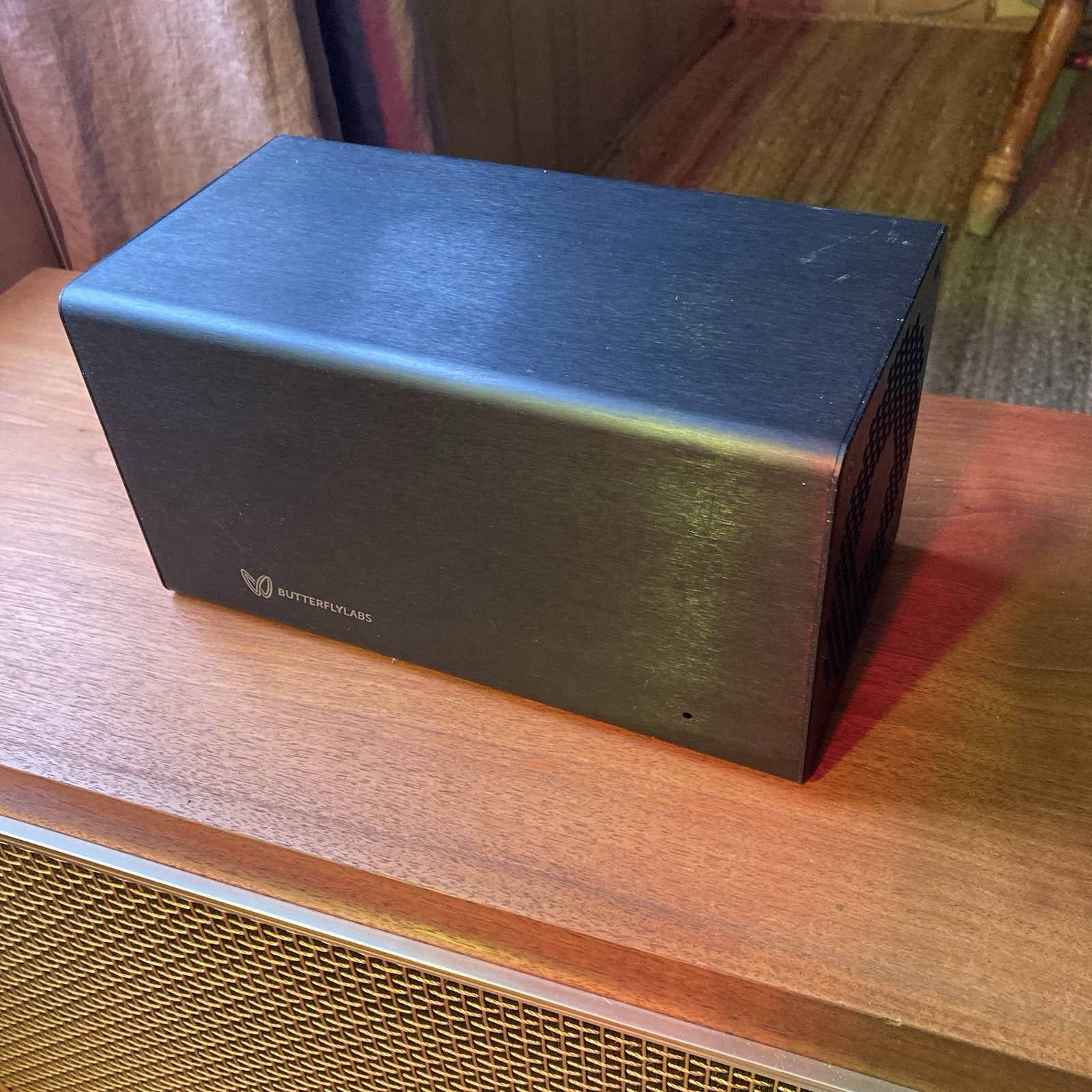 Butterfly Labs Bitcoin Miner - SGL600g SHA-256 (Bitcoin)
