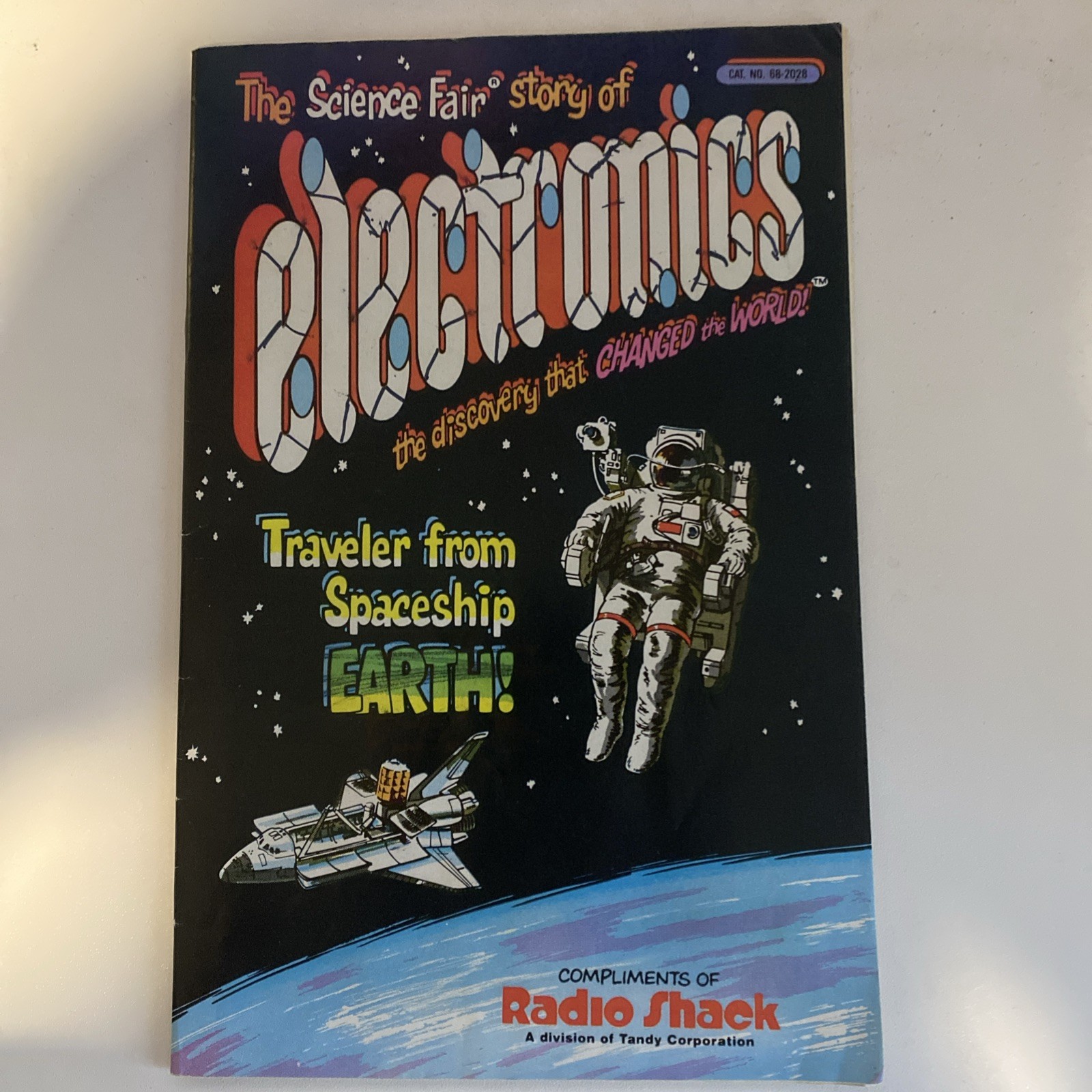 THE SCIENCE FAIR STORY OF ELECTRONICS COMIC BOOK RADIO SHACK - 1984/1985
