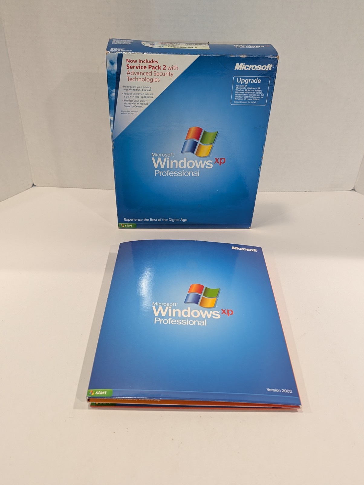 Microsoft Windows XP Professional Version 2002 Service Pack 2 Upgrade CD Big Box