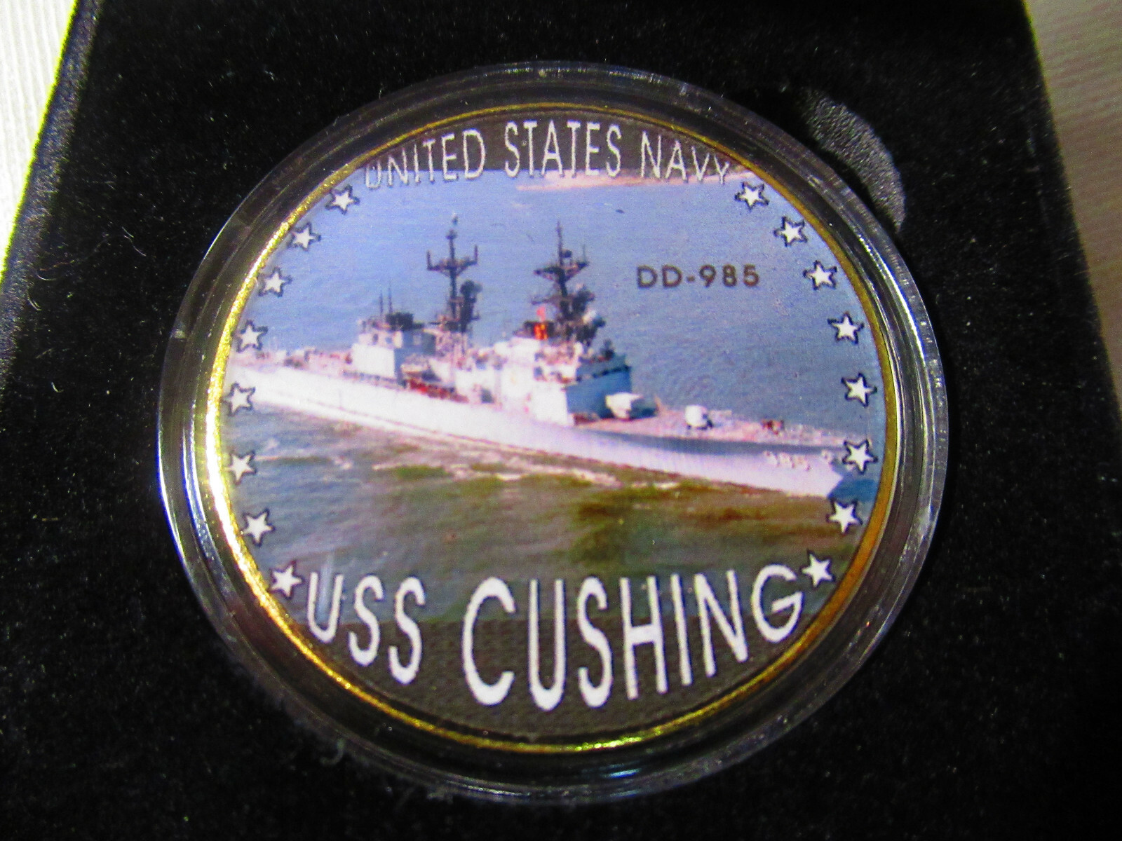 US NAVY - USS CUSHING (DD-985) Challenge Coin w/ Presentation Box