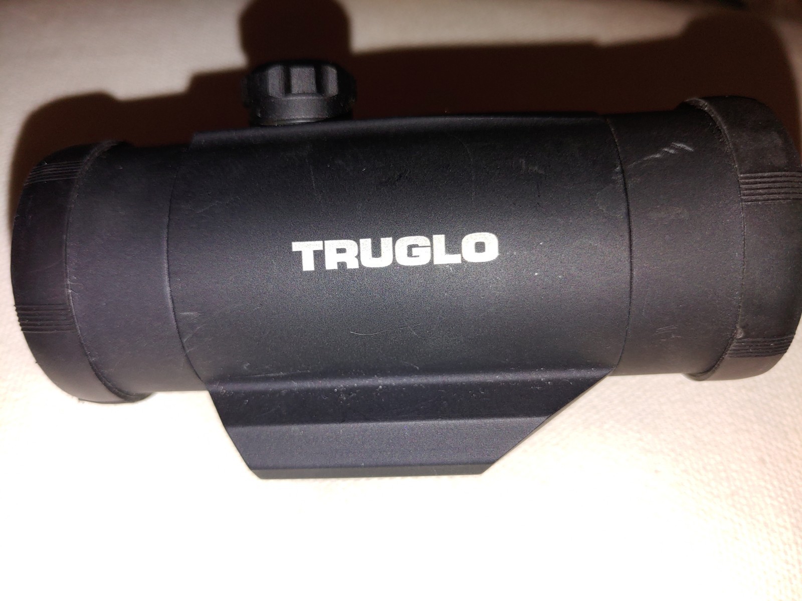 TruGlo Red-Dot 1x30mm Black Picatinny 5 MOA Dot Reticle - TG8030P