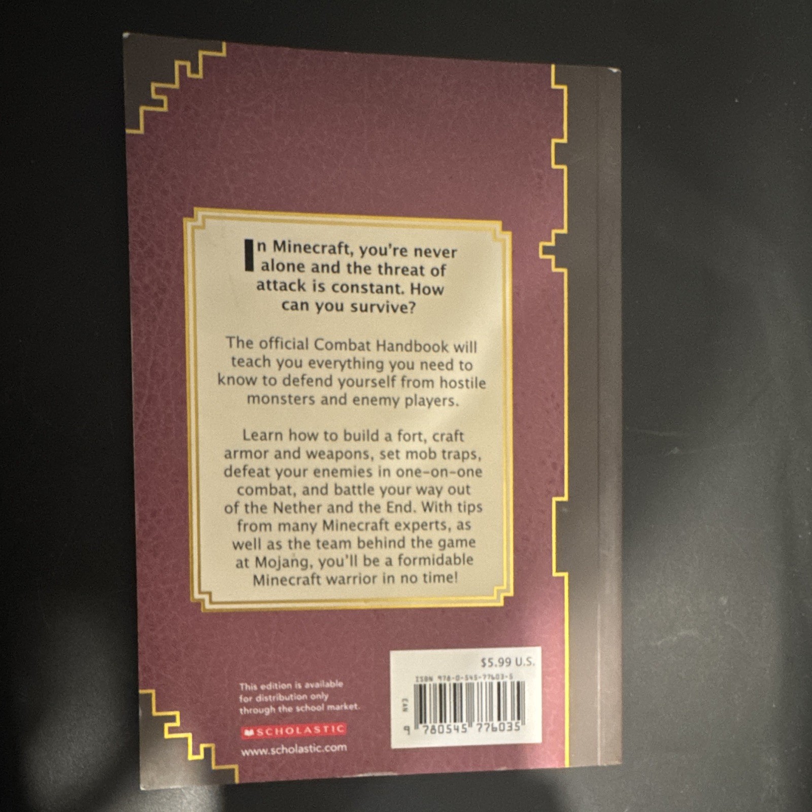 Scholastic Minecraft Combat Handbook Strategy Guide Illustrated Paperback 2015