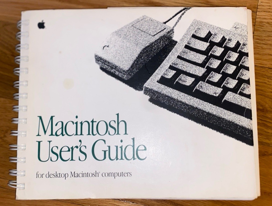 1991 Apple Computer,Inc. 300 Page Vintage Macintosh User’s Guide In Good Co.