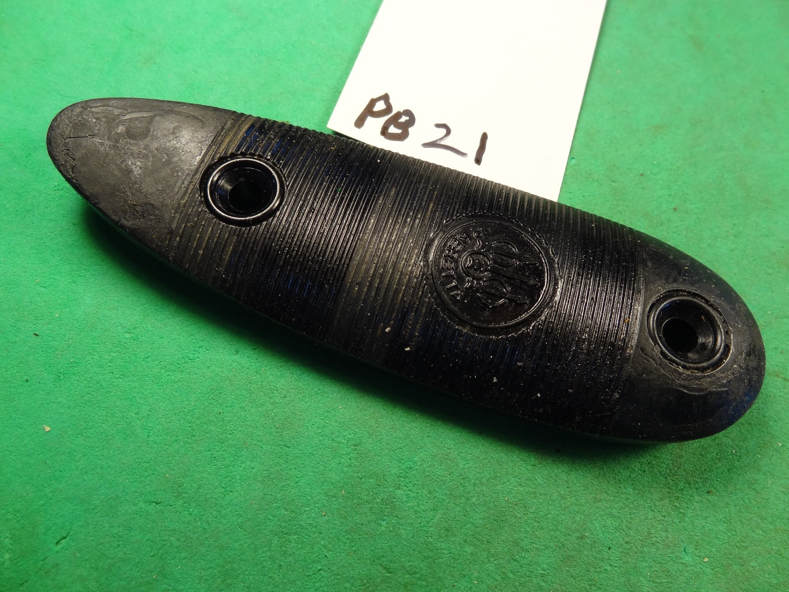 Beretta Shotgun Buttplate 1.69" x 5.15" Curved Plastic #PB21